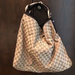 Large Gucci hobo style bag